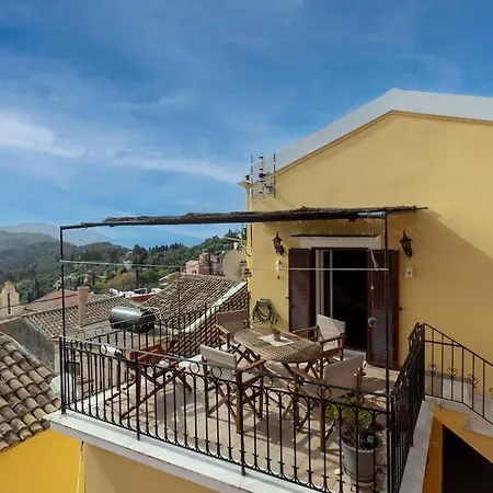Casa vacanze Avgi's House - Panoramic Views Near Kaiser's Throne & Beaches