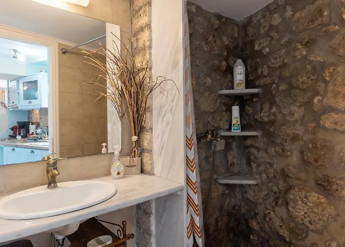 Hébergement de vacances Avgi's House *